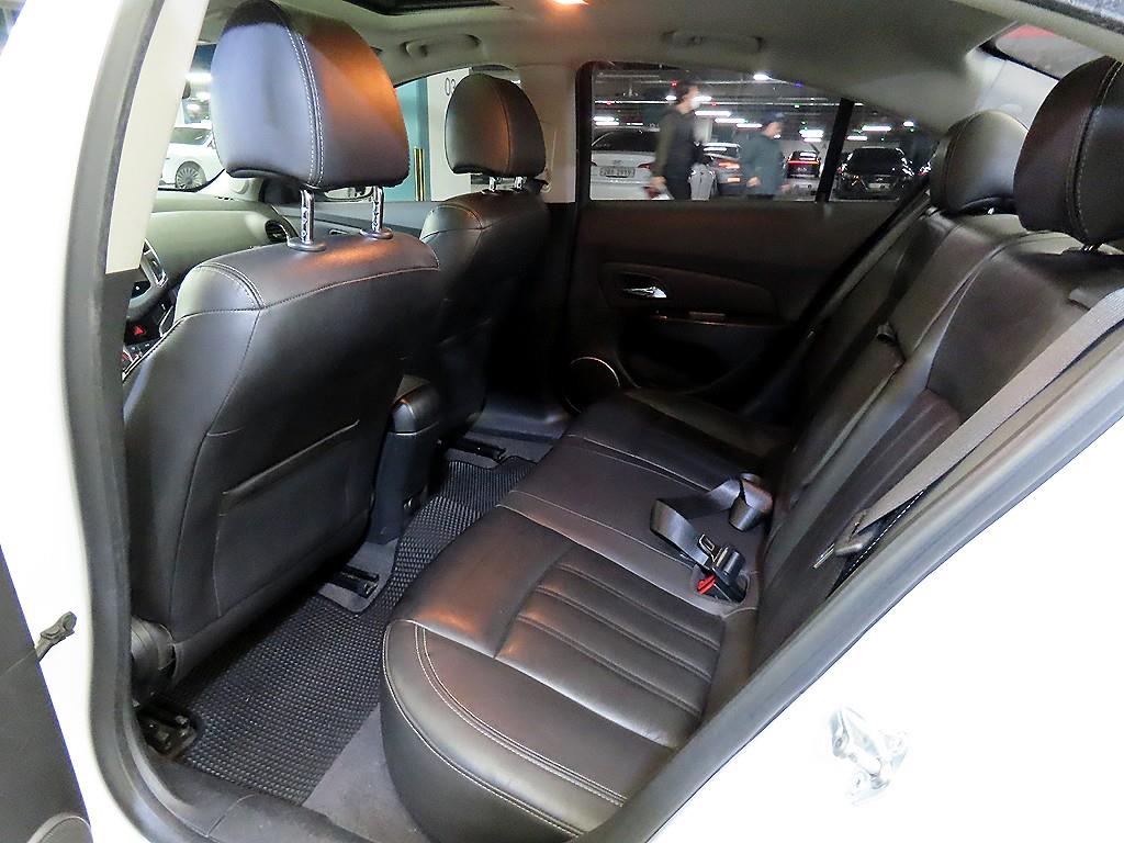 Chevrolet Cruise - Vista 7