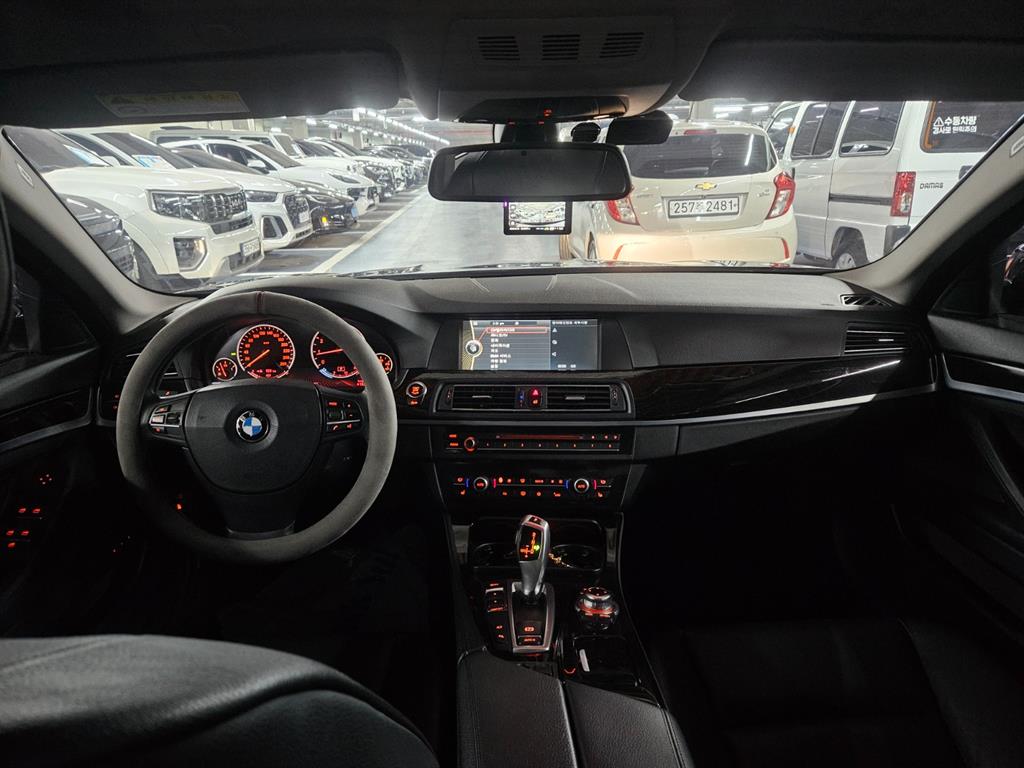 BMW 5 Series 2012 Negro - Importación desde Corea - HF Imports Iquique - Foto 19