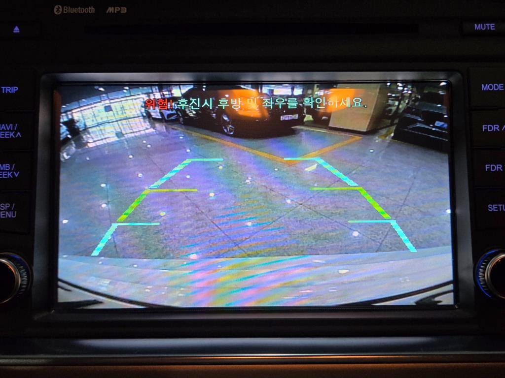 HYUNDAI Sonata - Vista 12