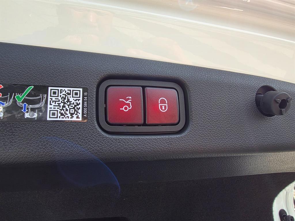 Mercedes Benz E class - Vista 6