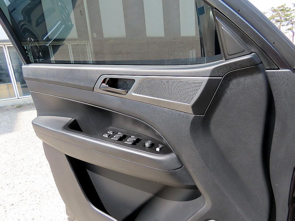 Ssangyong Rexton - Vista 11