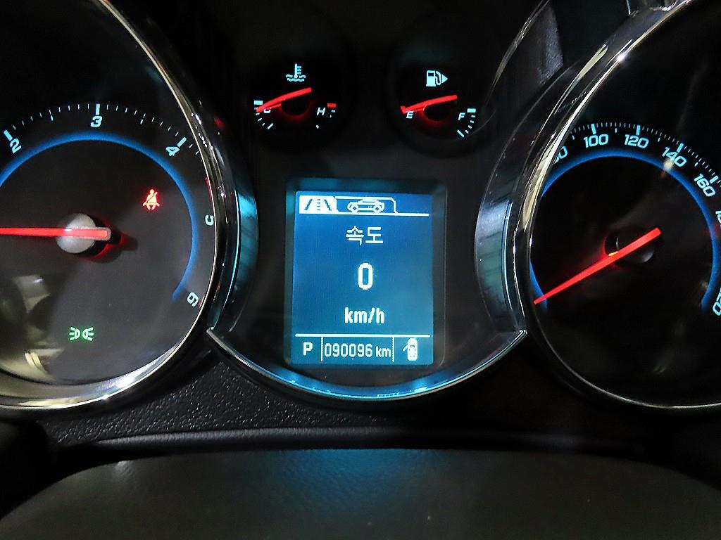 Chevrolet Cruise - Vista 9