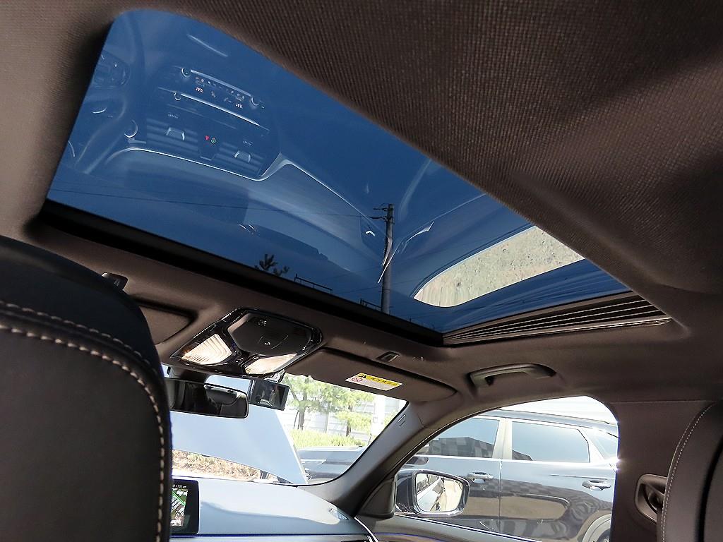 BMW 5 Series 2018 Negro - Importación desde Corea - HF Imports Iquique - Foto 17