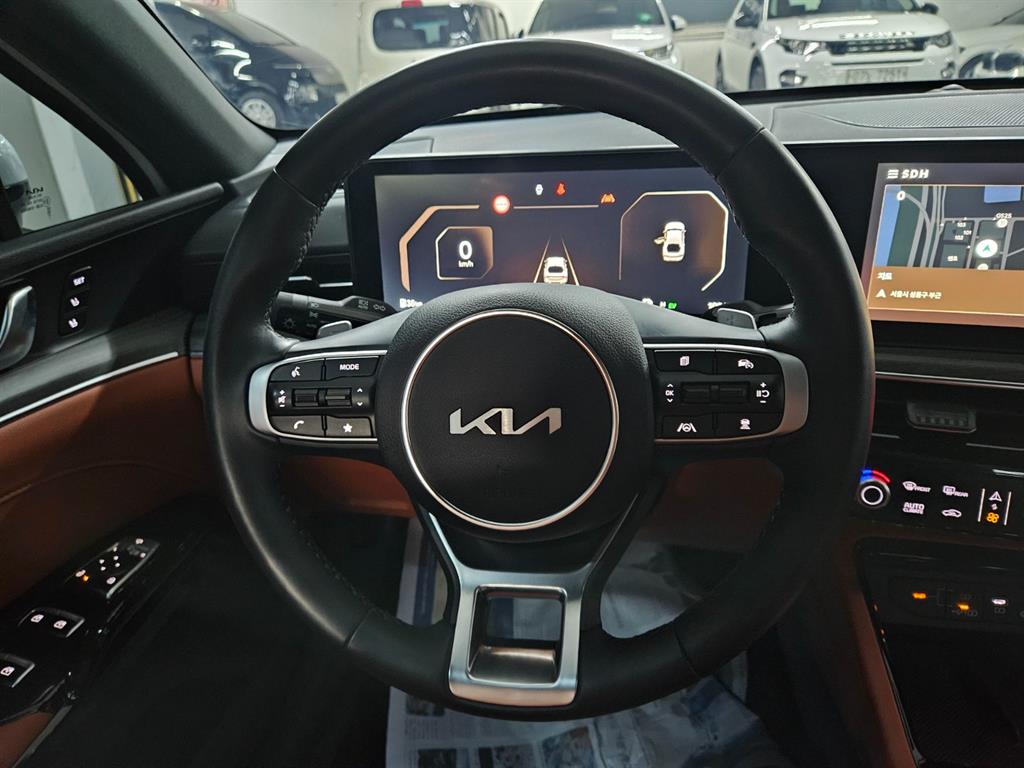 KIA K5 2025 Blanco - Importación desde Corea - HF Imports Iquique - Foto 18