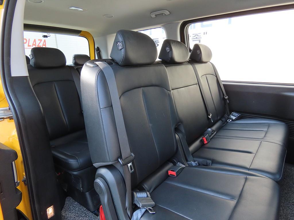 HYUNDAI Staria - Vista 6