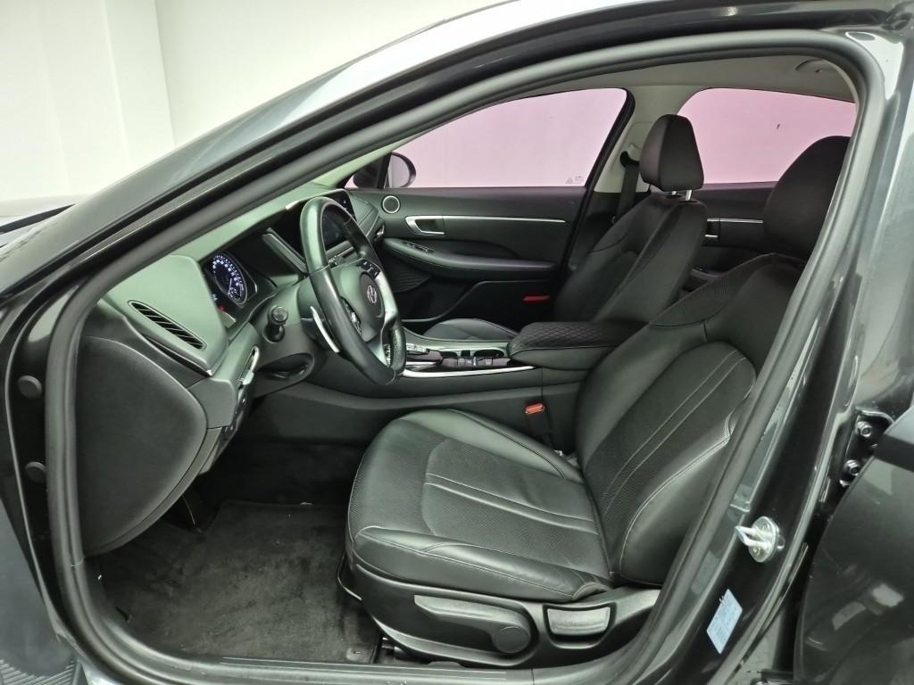 HYUNDAI Sonata - Vista 11