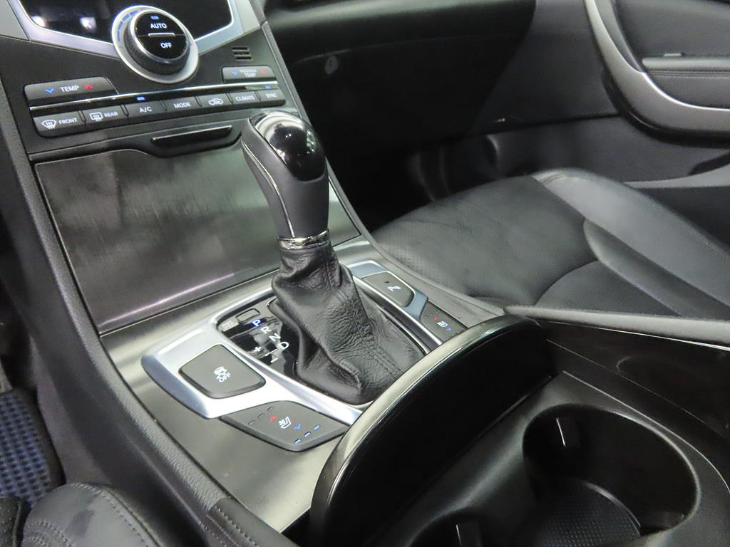 HYUNDAI Grandeur - Vista 11