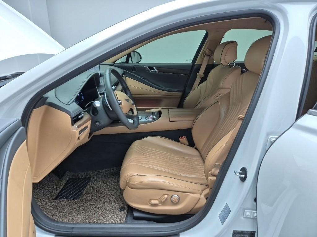 Genesis G80 - Vista 11