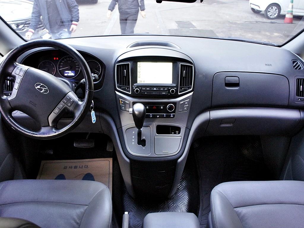 HYUNDAI Starex 2019 Gris - Importación desde Corea - HF Imports Iquique - Foto 7