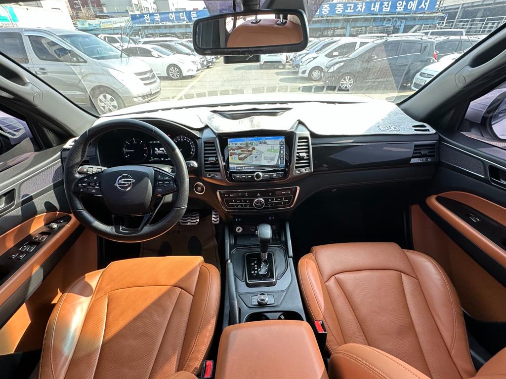 Ssangyong Rexton - Vista 8