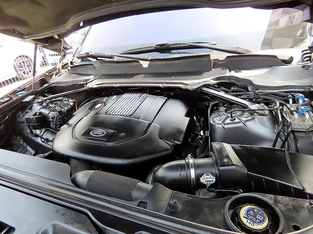 Land Rover Discovery 2018 Gris - Importación desde Corea - HF Imports Iquique - Foto 19