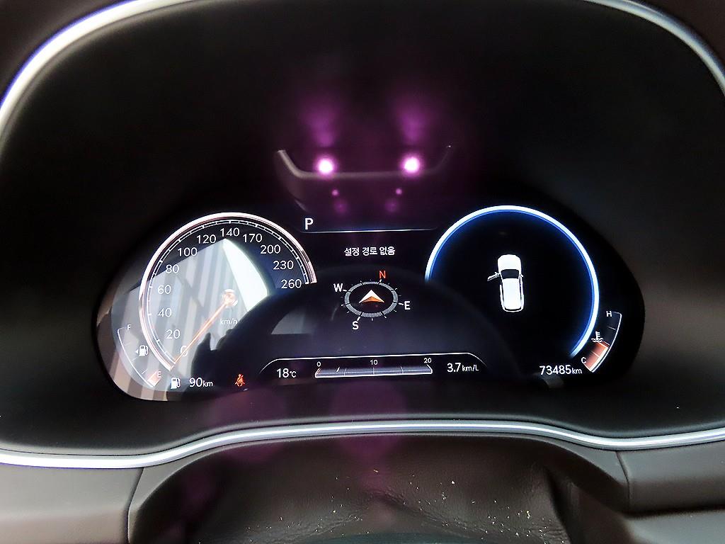 Genesis GV80 - Vista 9