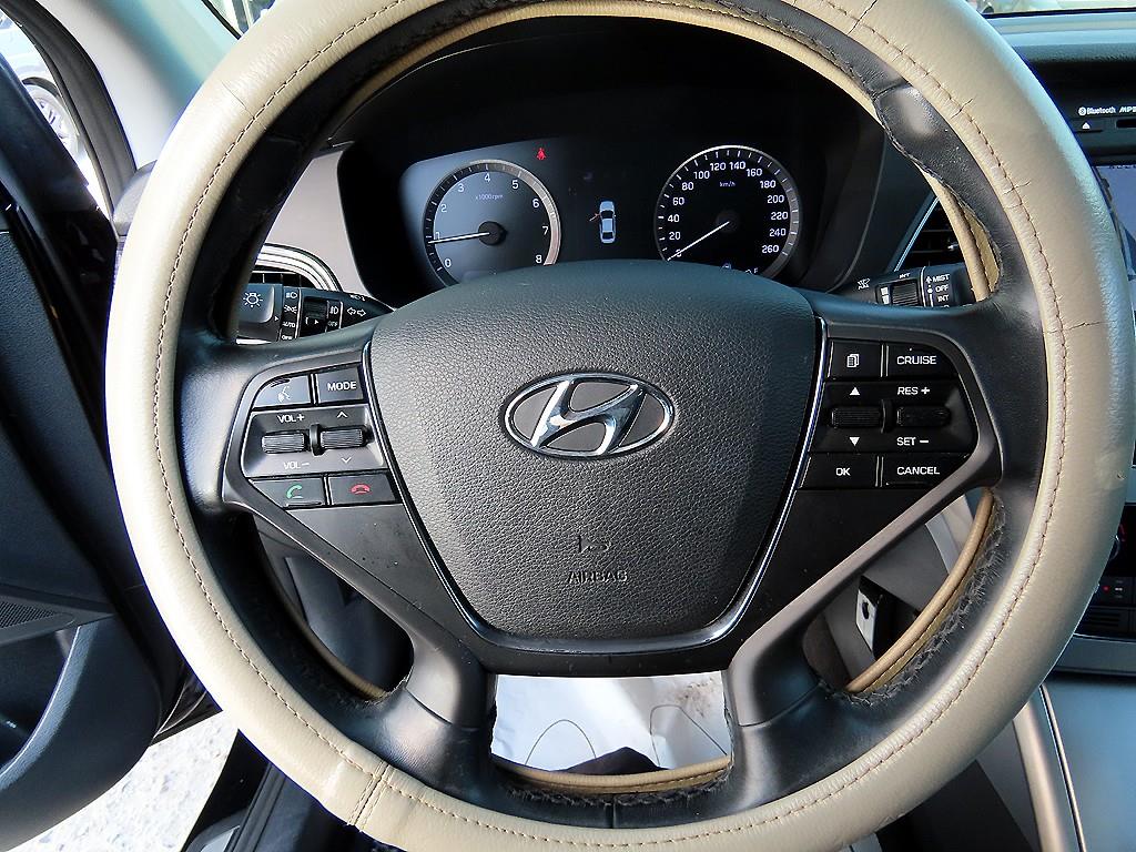 HYUNDAI Sonata - Vista 8