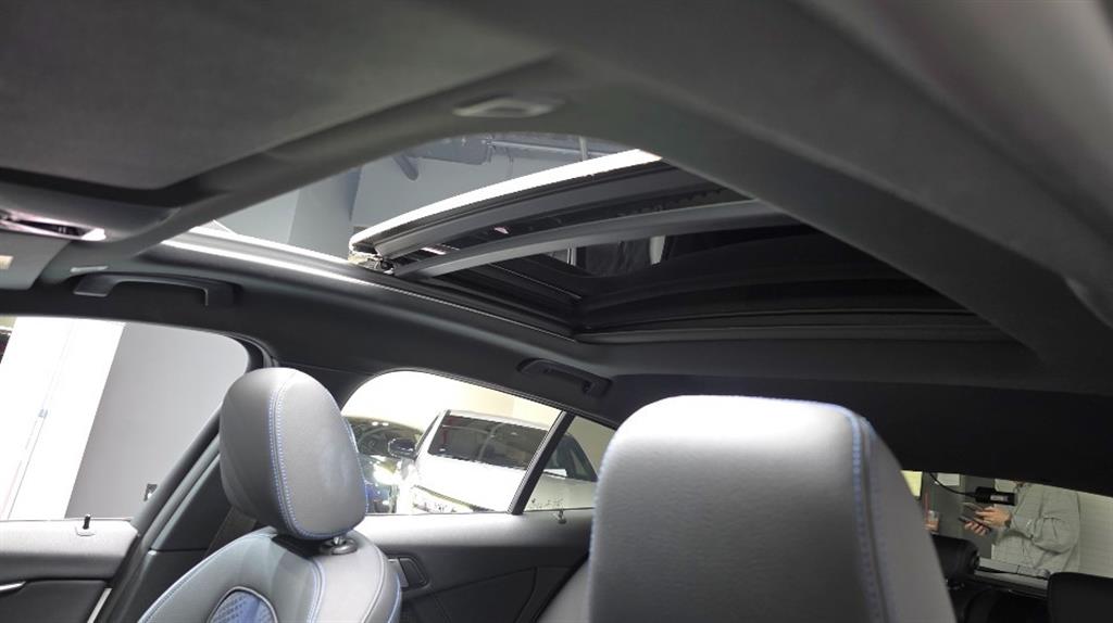 BMW 1 series 2023 Blanco - Importación desde Corea - HF Imports Iquique - Foto 19