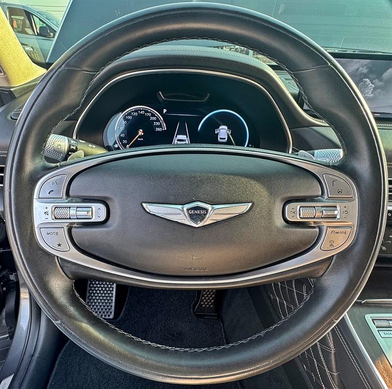 Genesis GV80 - Vista 10