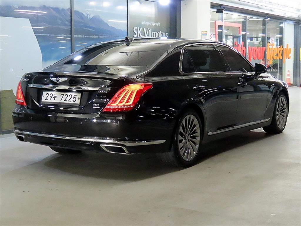 Genesis EQ900 - Vista 4