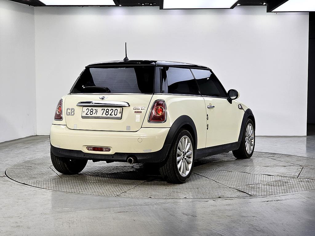 Mini Cooper - Vista 4