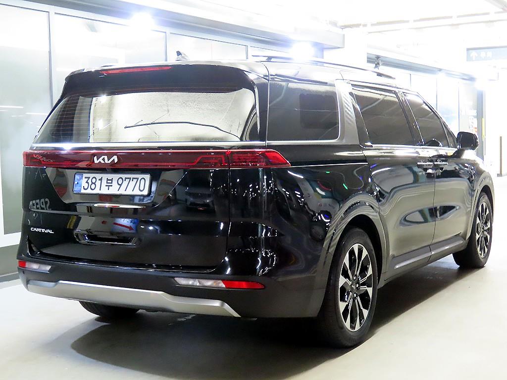 KIA Carnival - Vista 4