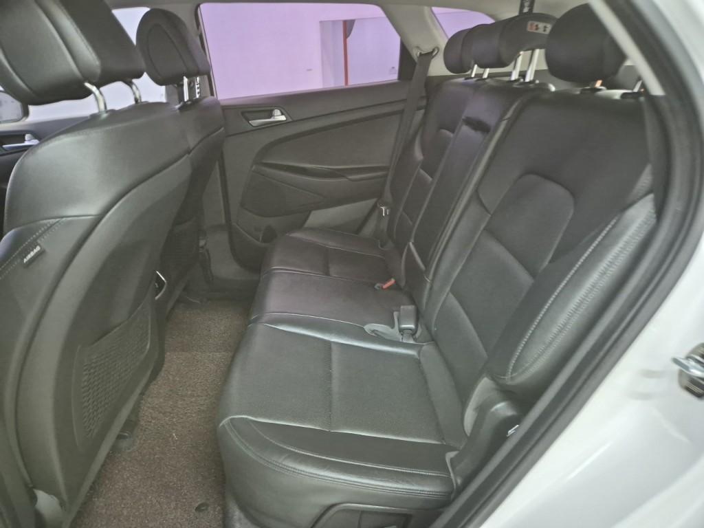 HYUNDAI Tucson - Vista 12