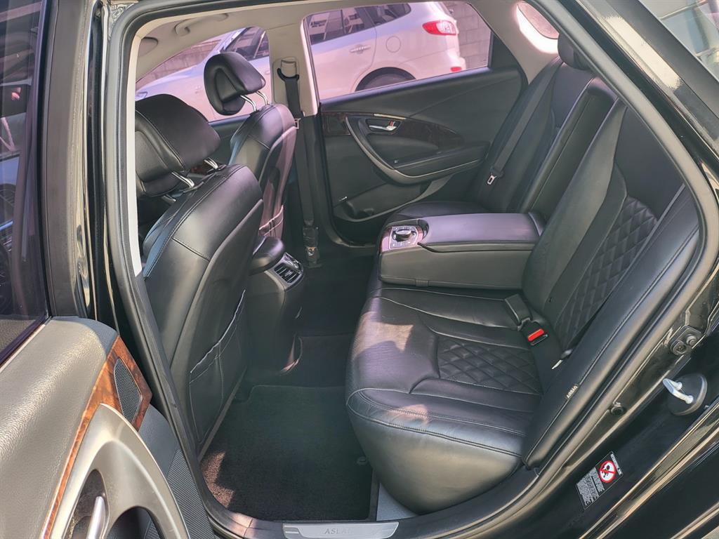 HYUNDAI Aslan - Vista 6