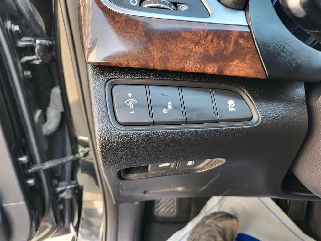 HYUNDAI Aslan - Vista 12