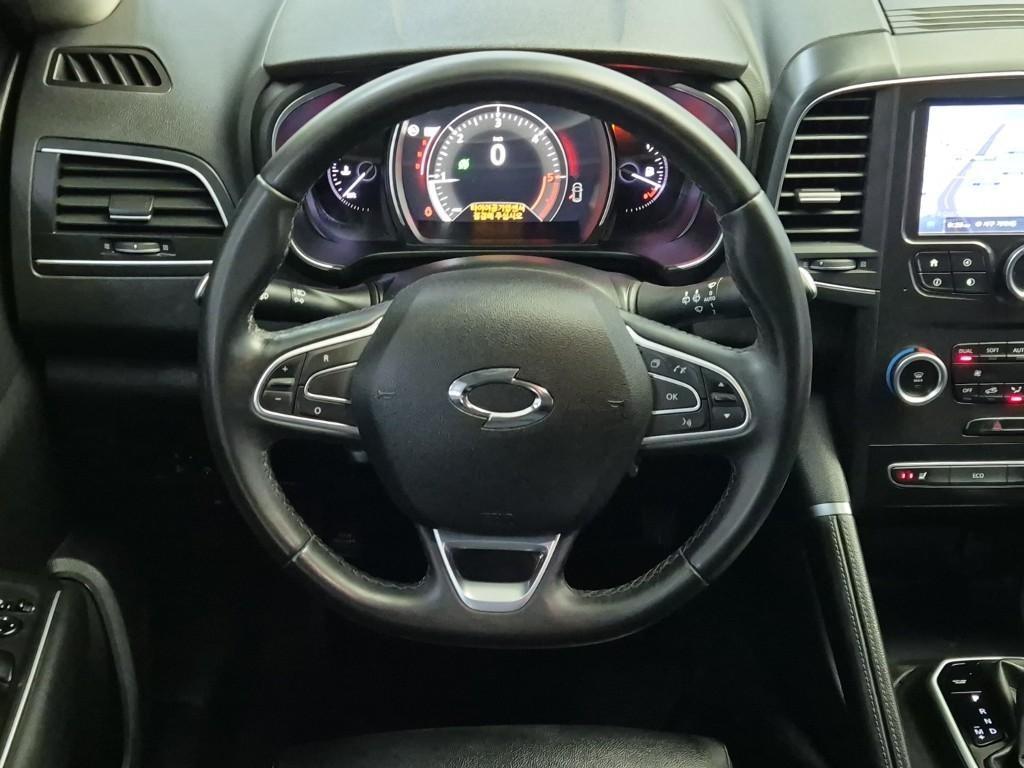 SAMSUNG QM6 - Vista 8