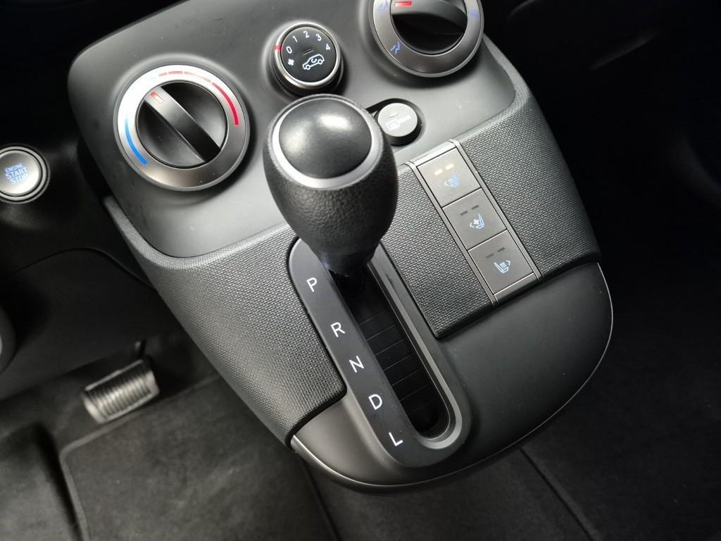 HYUNDAI Casper - Vista 12