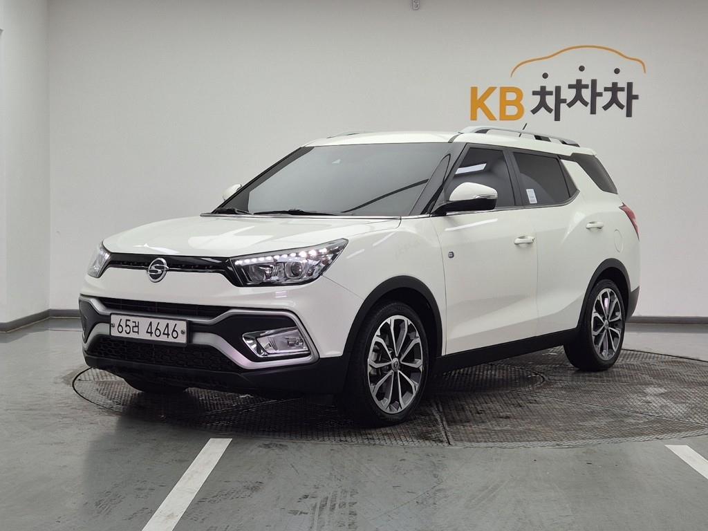 Ssangyong Tivoli 2018 Blanco - Importación desde Corea - HF Imports Iquique - Foto 1