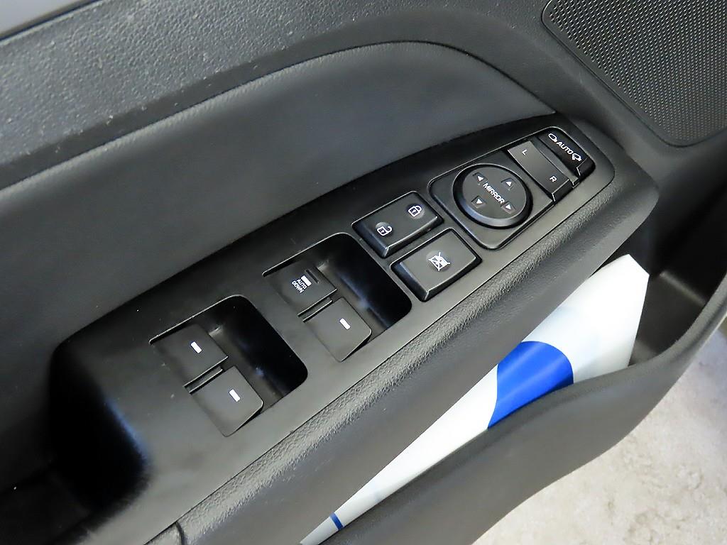 HYUNDAI Avante 2016 Blanco - Importación desde Corea - HF Imports Iquique - Foto 18