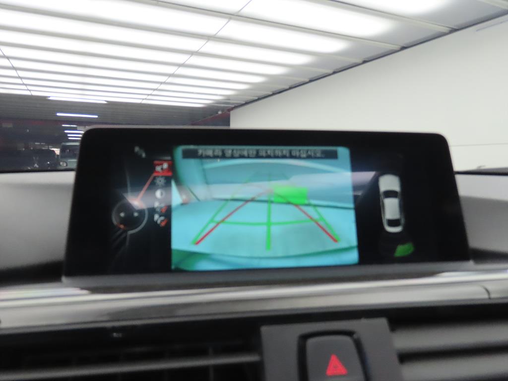 BMW 4 Series - Vista 11