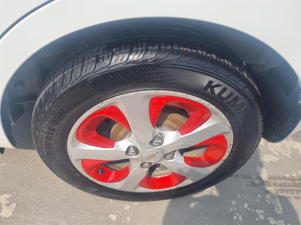 Chevrolet Spark - Vista 8