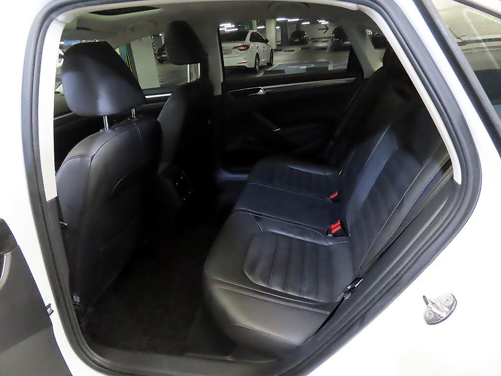 Volkswagen Passat - Vista 7