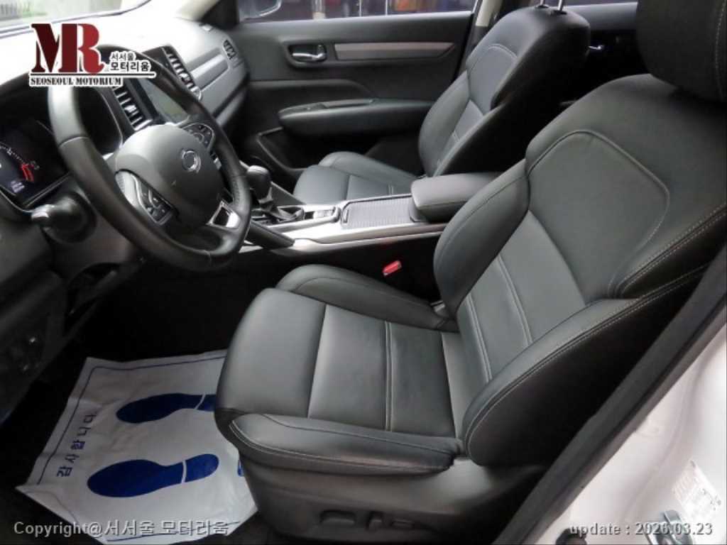 SAMSUNG QM6 - Vista 5