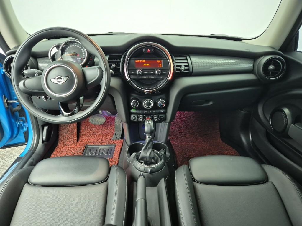 Mini Cooper - Vista 5