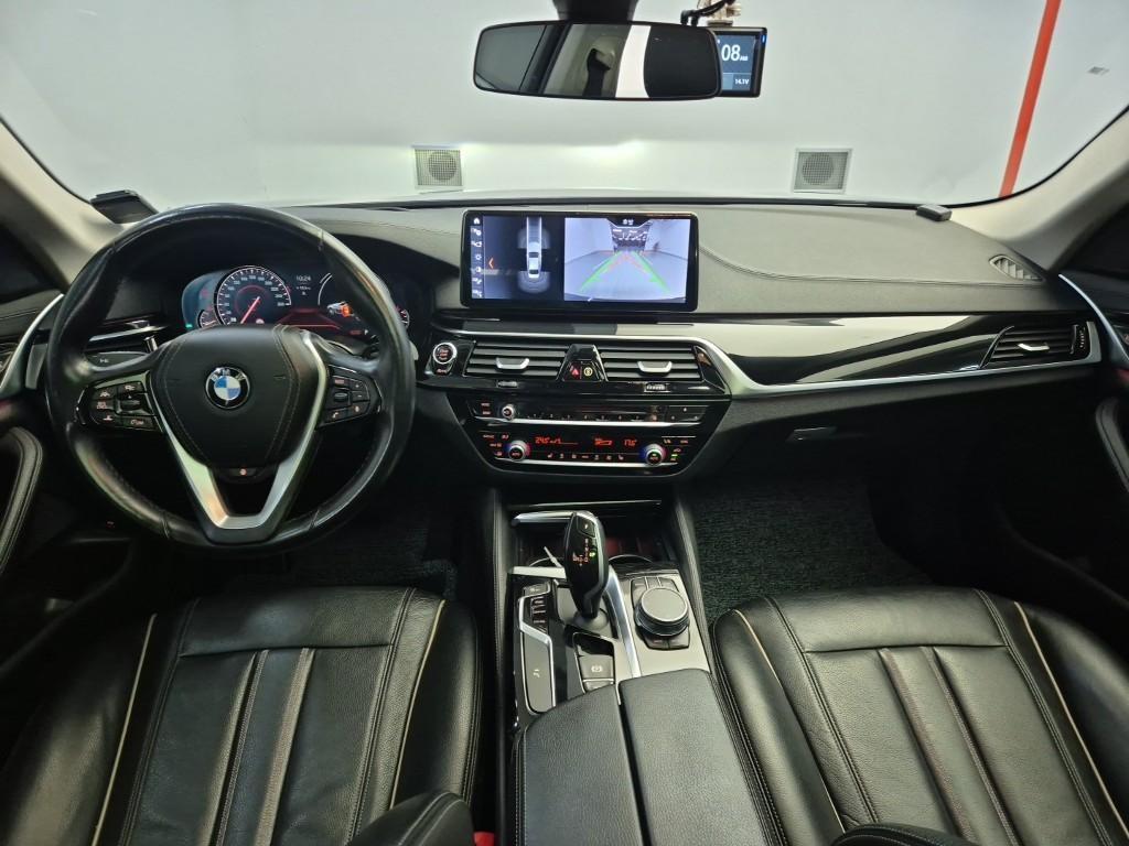 BMW 5 Series - Vista 7