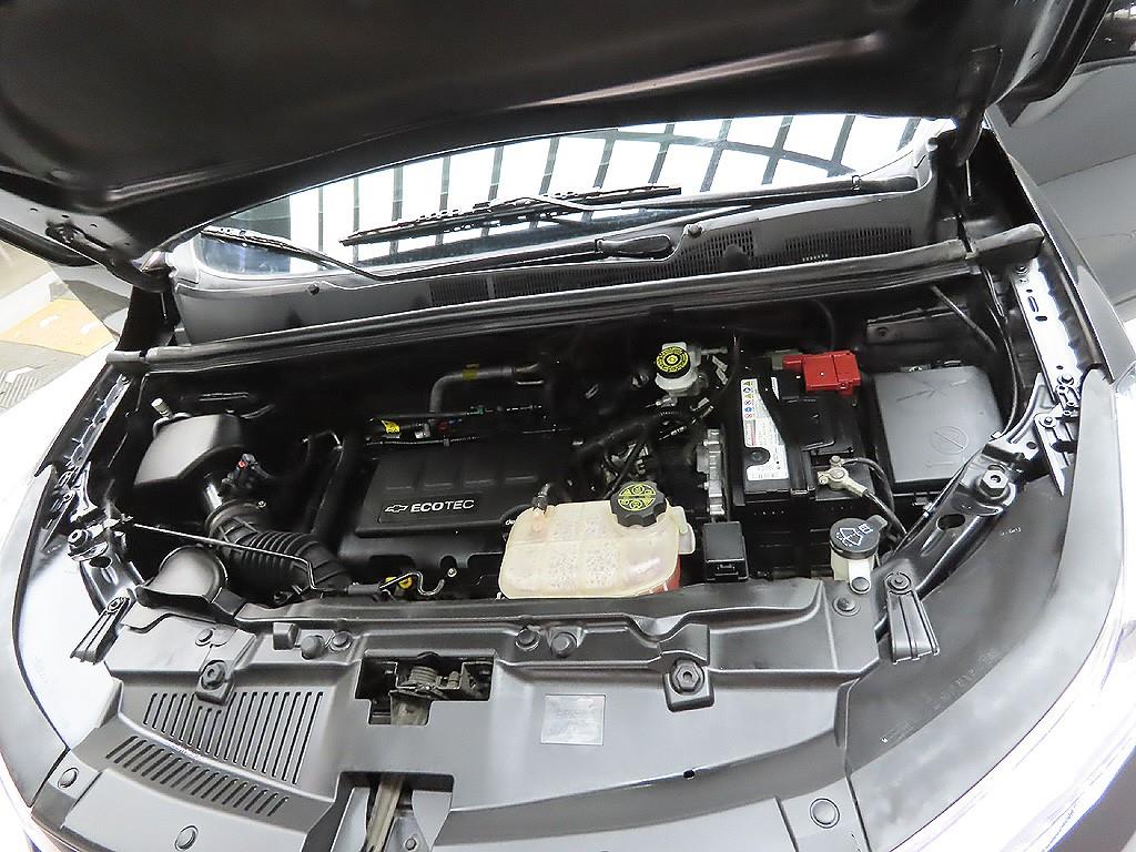 Chevrolet Trax 2020 Negro - Importación desde Corea - HF Imports Iquique - Foto 7