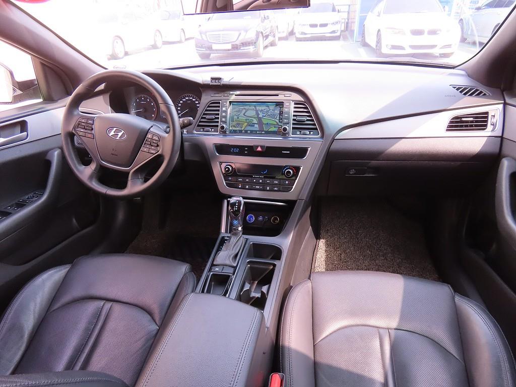 HYUNDAI Sonata - Vista 5