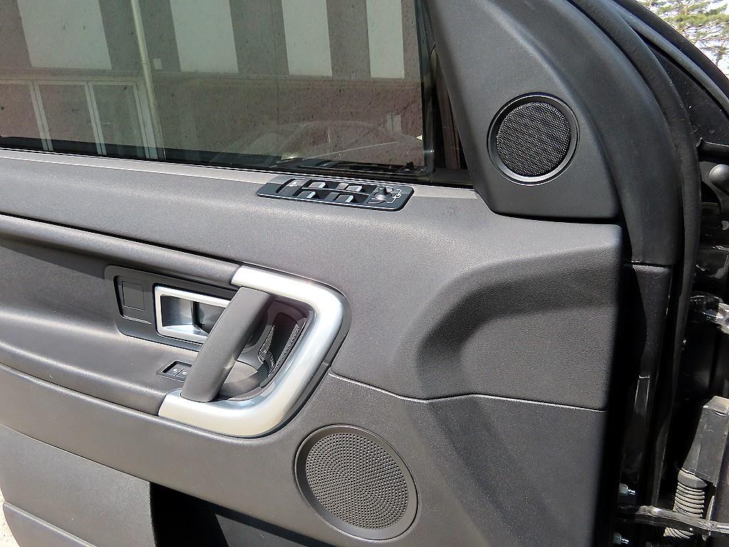 Land Rover Discovery Sports - Vista 11