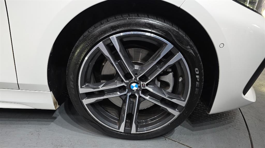 BMW 1 series - Vista 5