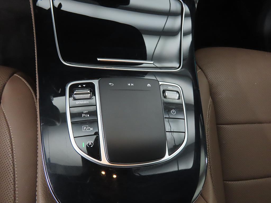 Mercedes Benz E class - Vista 11