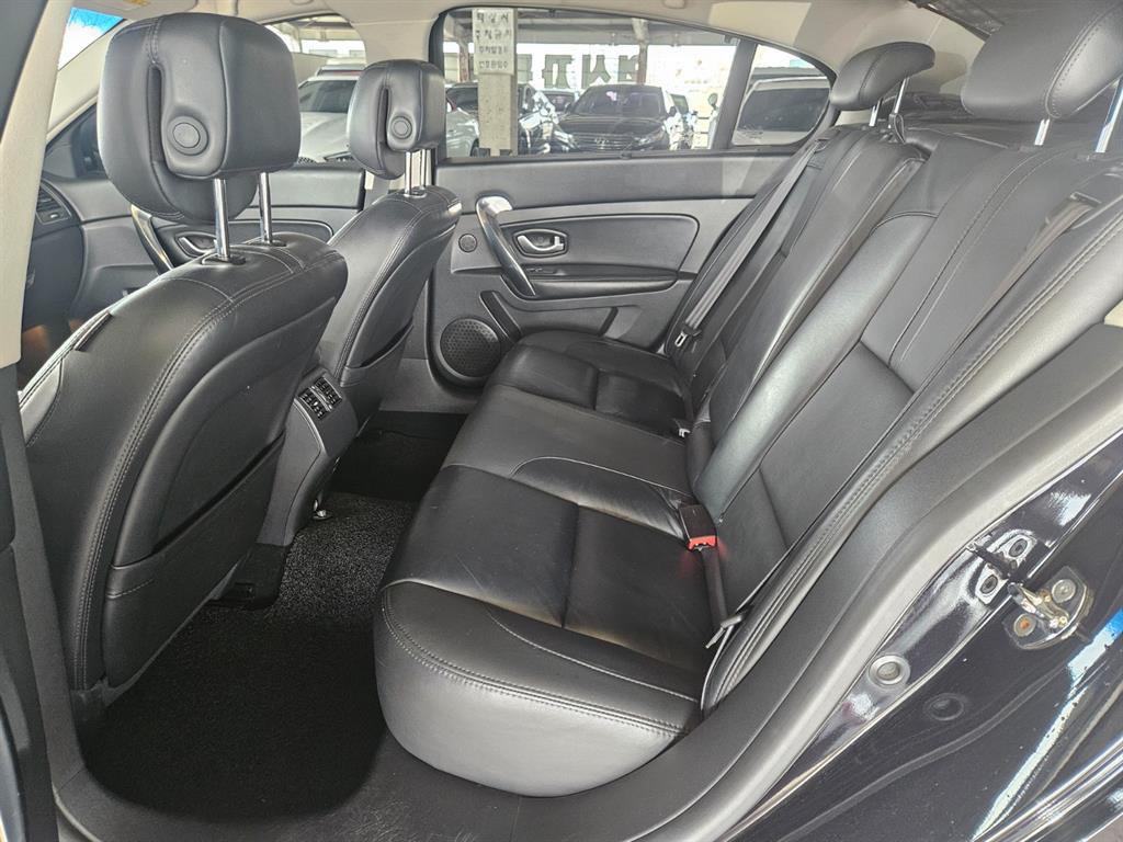 SAMSUNG SM5 - Vista 8