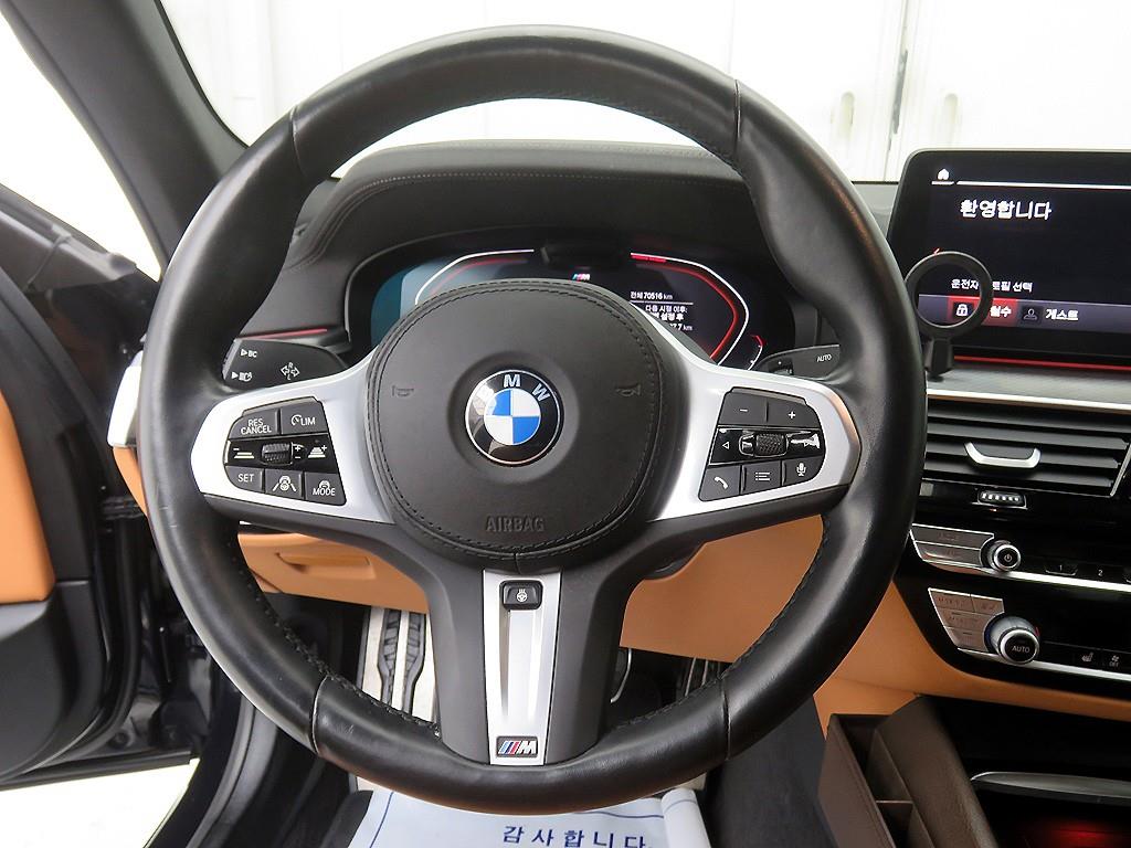 BMW 5 Series - Vista 10