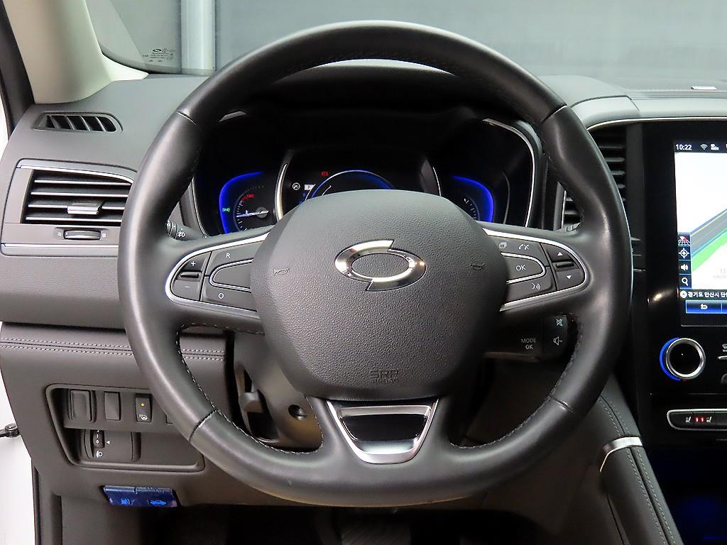 SAMSUNG QM6 - Vista 9