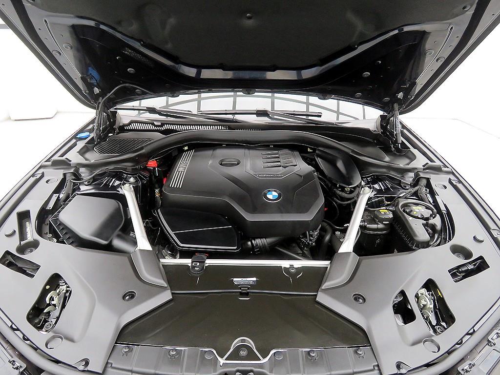 BMW 5 Series 2023 Negro - Importación desde Corea - HF Imports Iquique - Foto 19