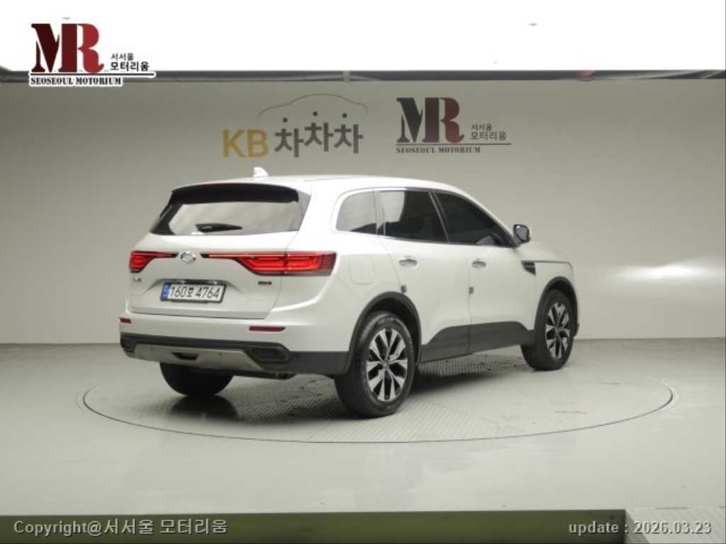 SAMSUNG QM6 - Vista 2