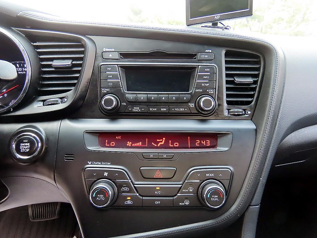 KIA K5 2011 Negro - Importación desde Corea - HF Imports Iquique - Foto 13