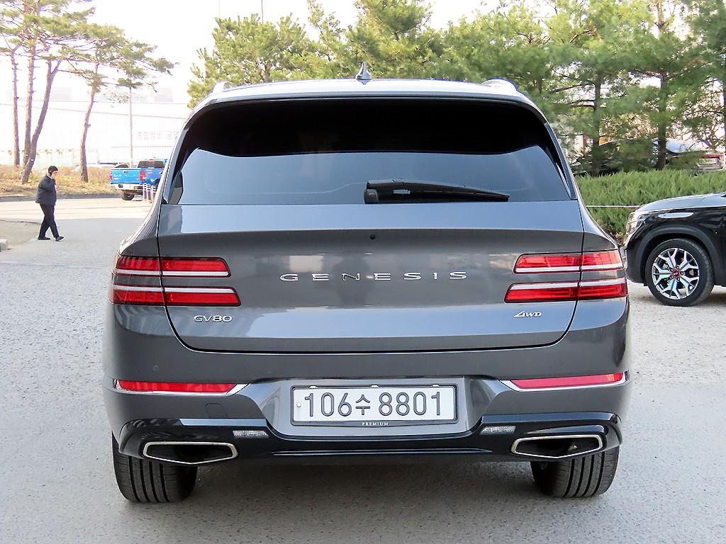 Genesis GV80 - Vista 4
