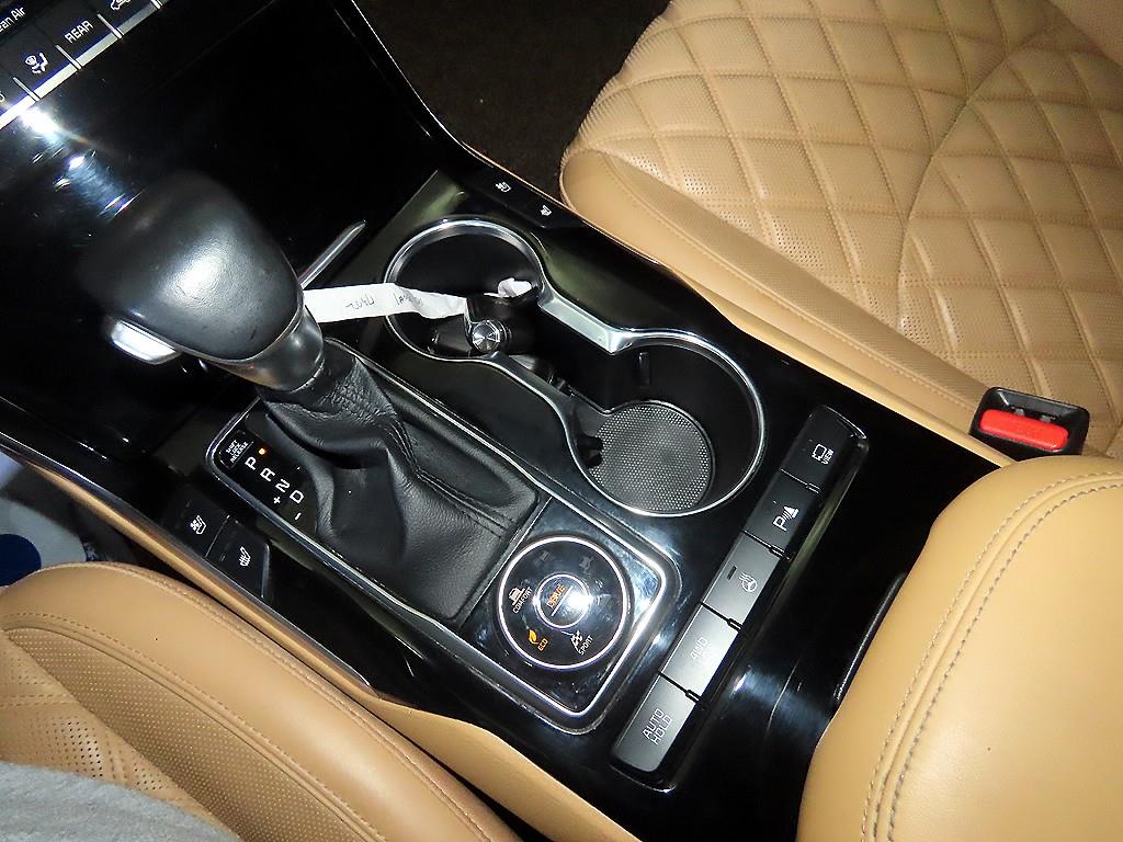 KIA Mohave - Vista 12