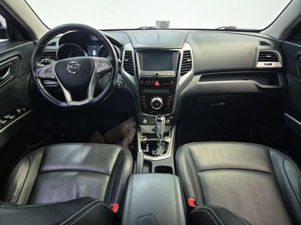 Ssangyong Tivoli - Vista 7