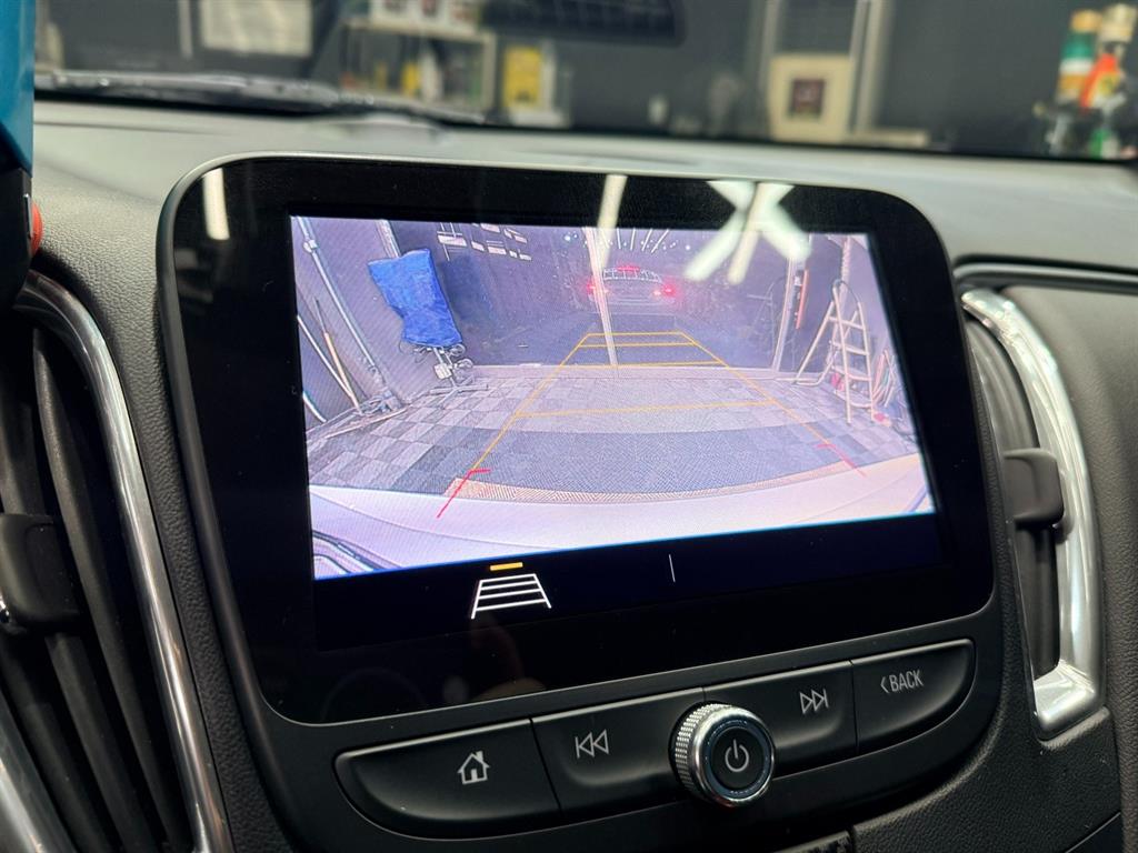 Chevrolet Malibu 2019 Blanco - Importación desde Corea - HF Imports Iquique - Foto 17